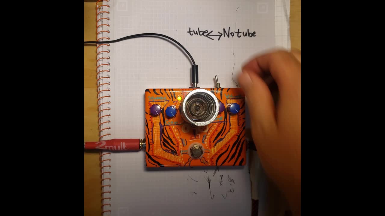 Tube guitar pedal vs no tube