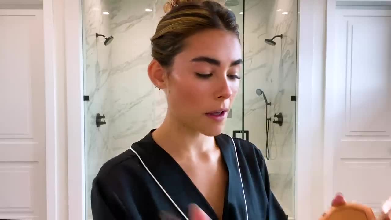 Madison Beer’s Guide to Soap Brows and Easy Blush _ Beauty Secrets _ Vogue