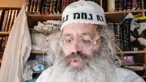 גדולה מילה שכל המצות שעשה אברהם אבינו לא נקרא שלם עד שמל שנאמר התהלך לפני- שיר נ נח מסכת נדרים דף לא