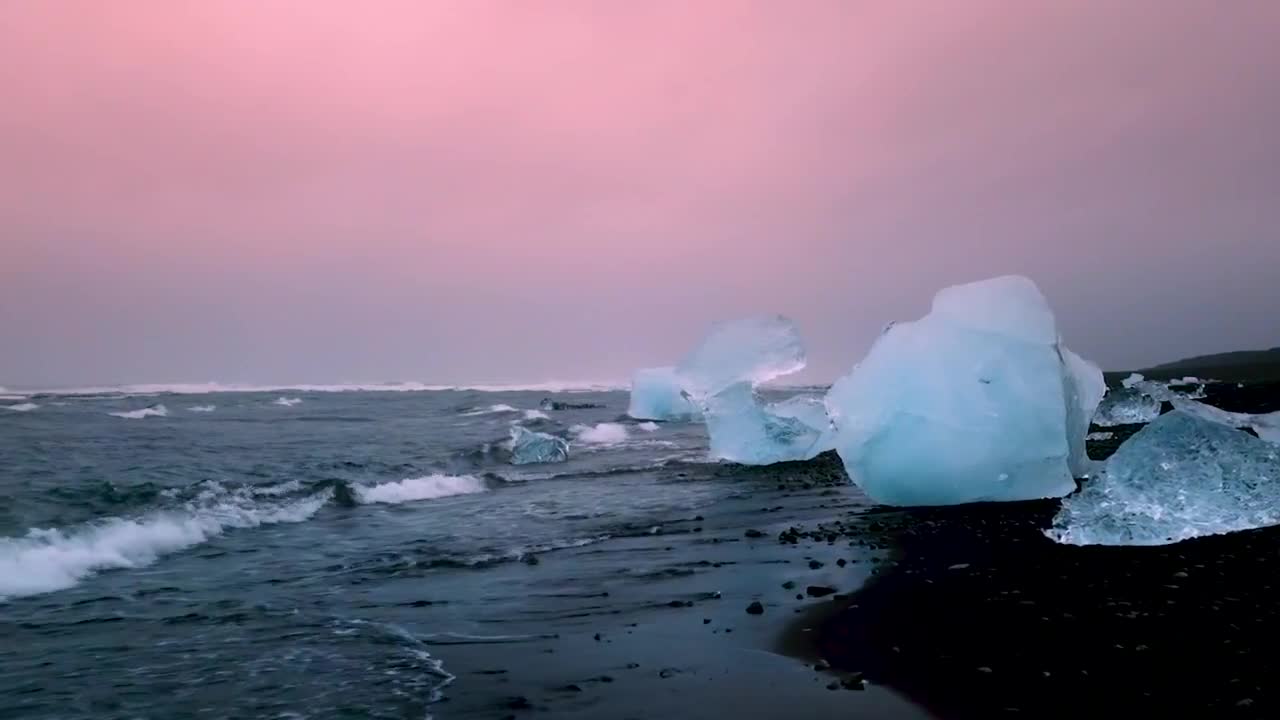 Diamond beach IcelandDiamond Beach Iceland