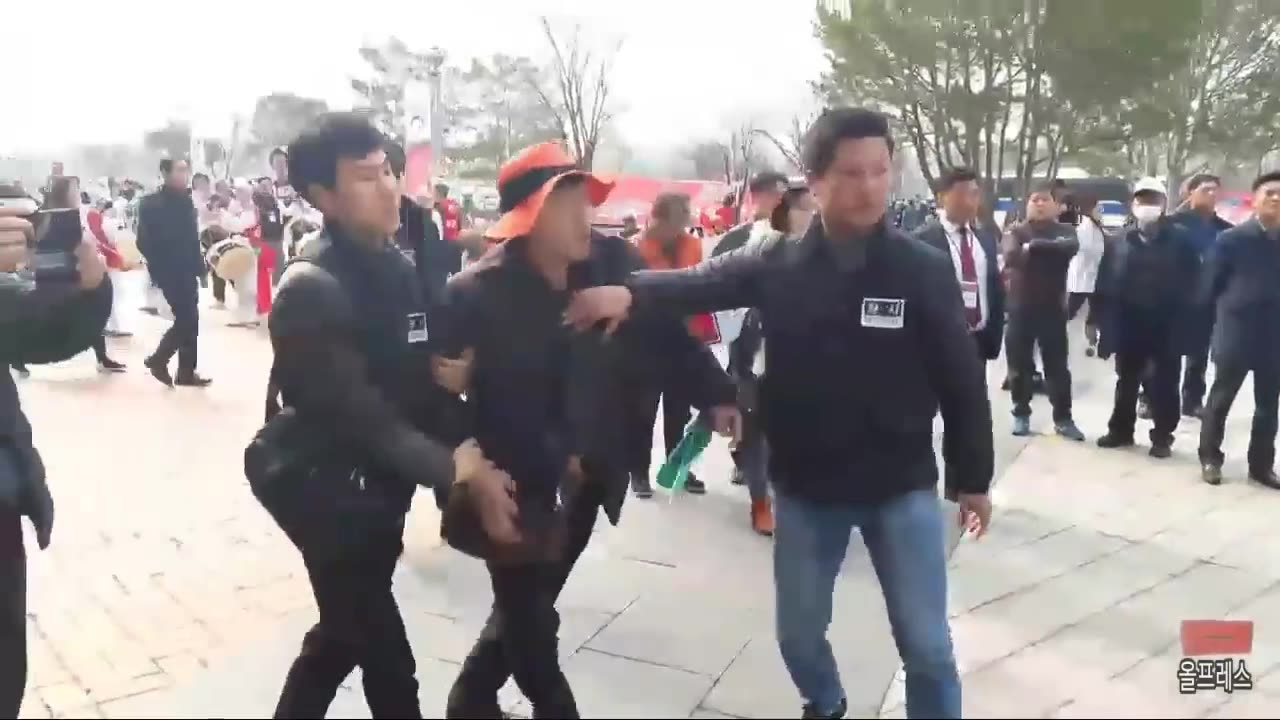 20190301_V3_S01(p7C4Yh1860I)아수라장, 일반시민 vs 경찰+민노총외 잡동사니