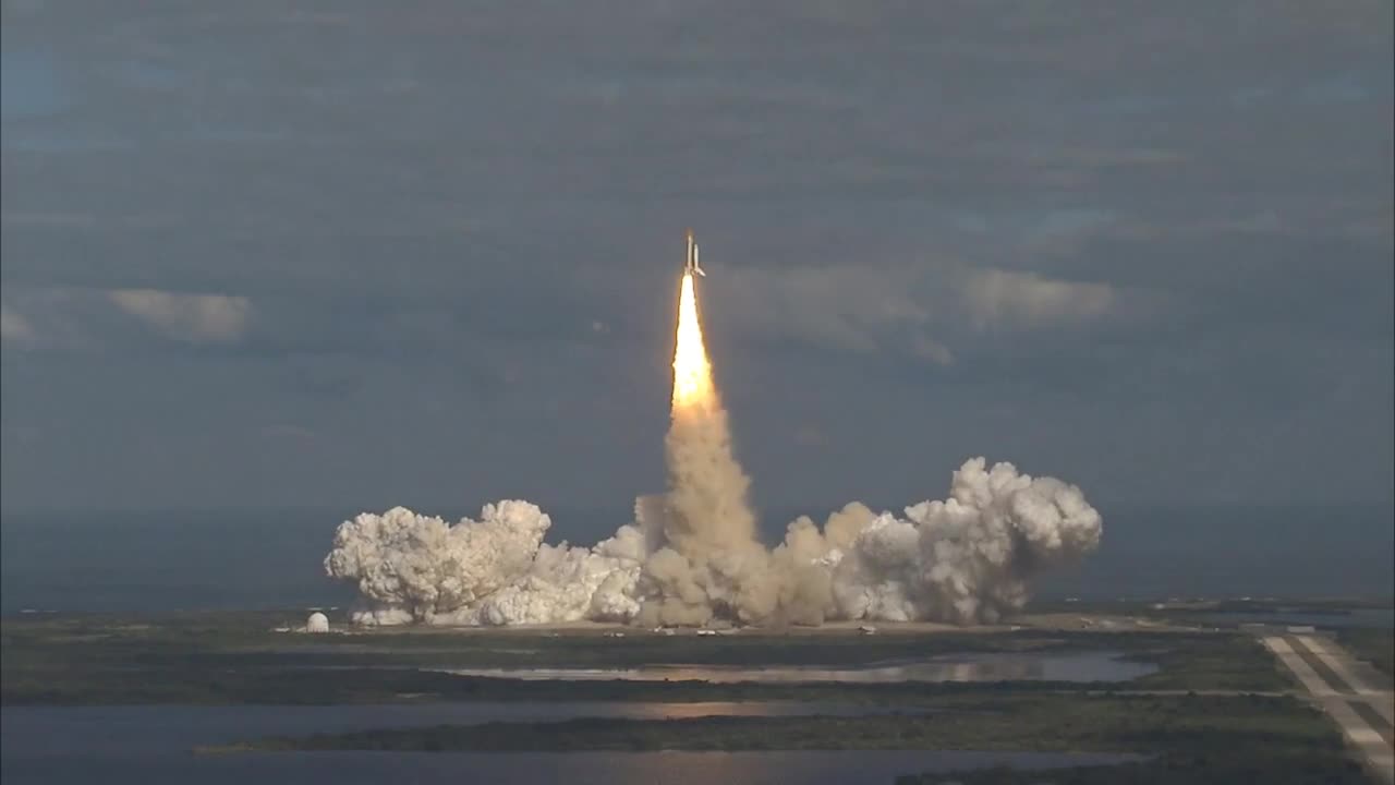 NASA rocket launcher/NASA video