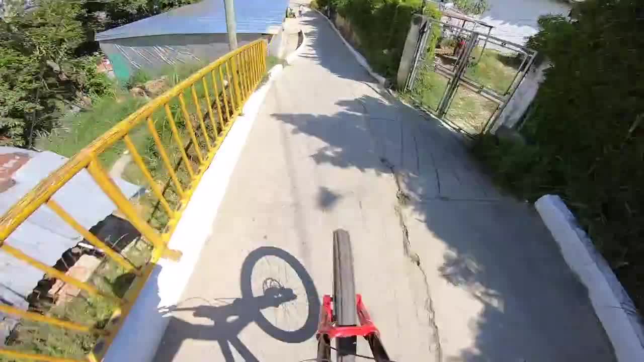 CRAZY URBAN MTB DOWNHILL TRACK - FULL RACE RUN!