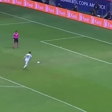 "Top 10 Most Jaw-Dropping Football Goals Ever ⚽"
