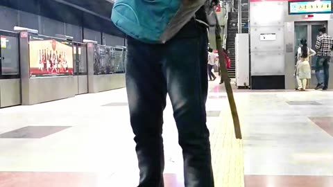 DELHI METRO #FUNNYVIDEO