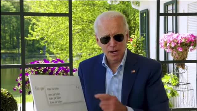 Joe Biden*Introduces*his Young Brothers Live