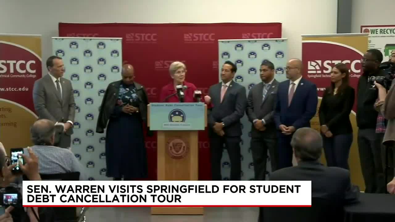 Sen. Warren visits western Mass. to sign residents up for student debt relief