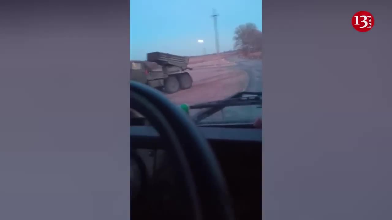 Ukrainian missile launchers are preparing to launch a counterattack and bomb Russians
