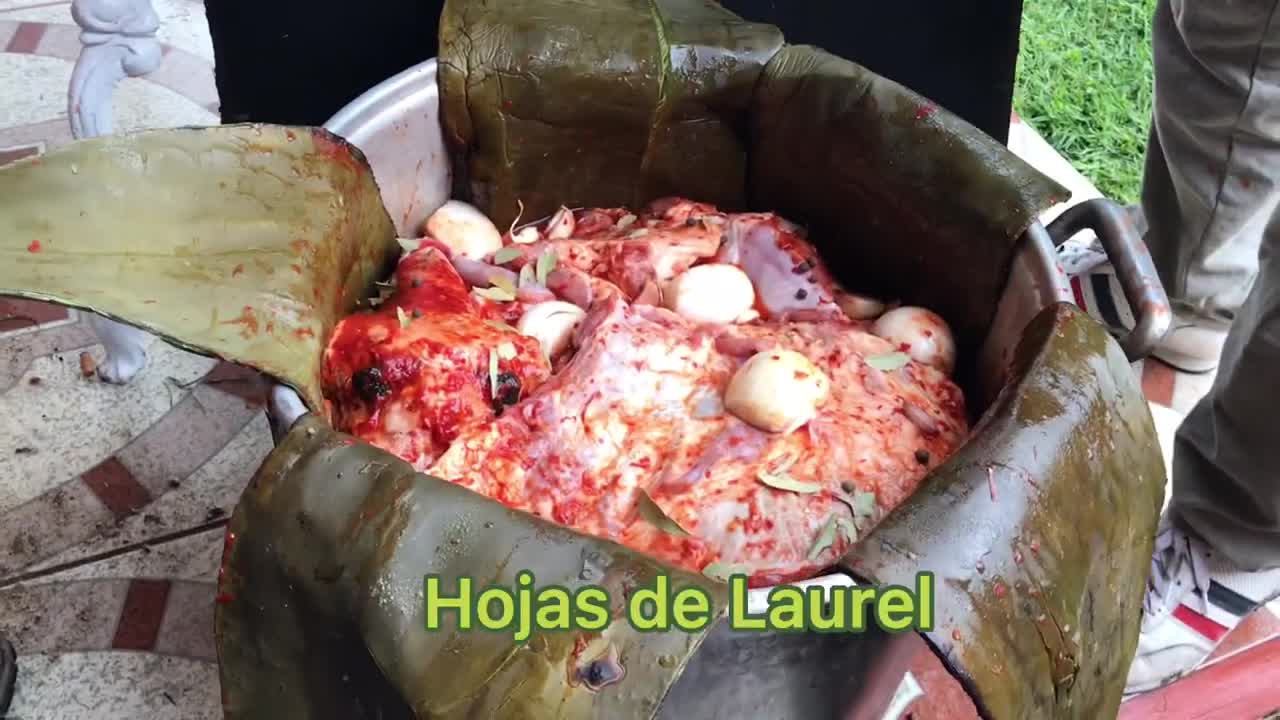 Barbacoa de Borrego al estilo León Gto.