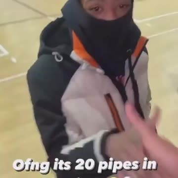 American Kids showing GUNS at school.