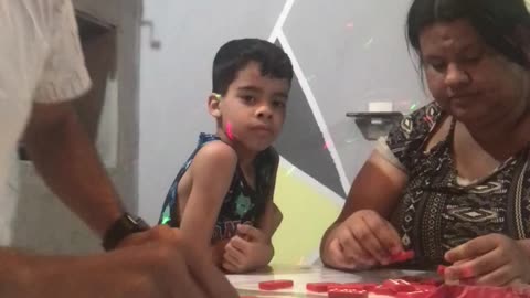 Brincadeira entre família