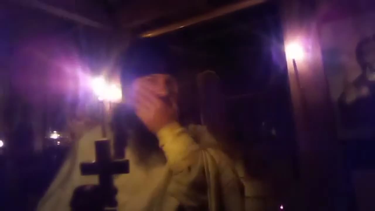 ΠΡΟΣΚΥΝΗΣΕ ΜΕ ΚΑΙ ΣΚΑΝΑΡΙΣΕ ΜΕ ΝΑ ΣΟΥ ΔΏΣΩ ΕΝΑ ΨΥΧΟΥΛΑΚΙ ΚΑΙ ΜΙΑ ΓΟΥΛΙΑ ΝΕΡΑΚΙ