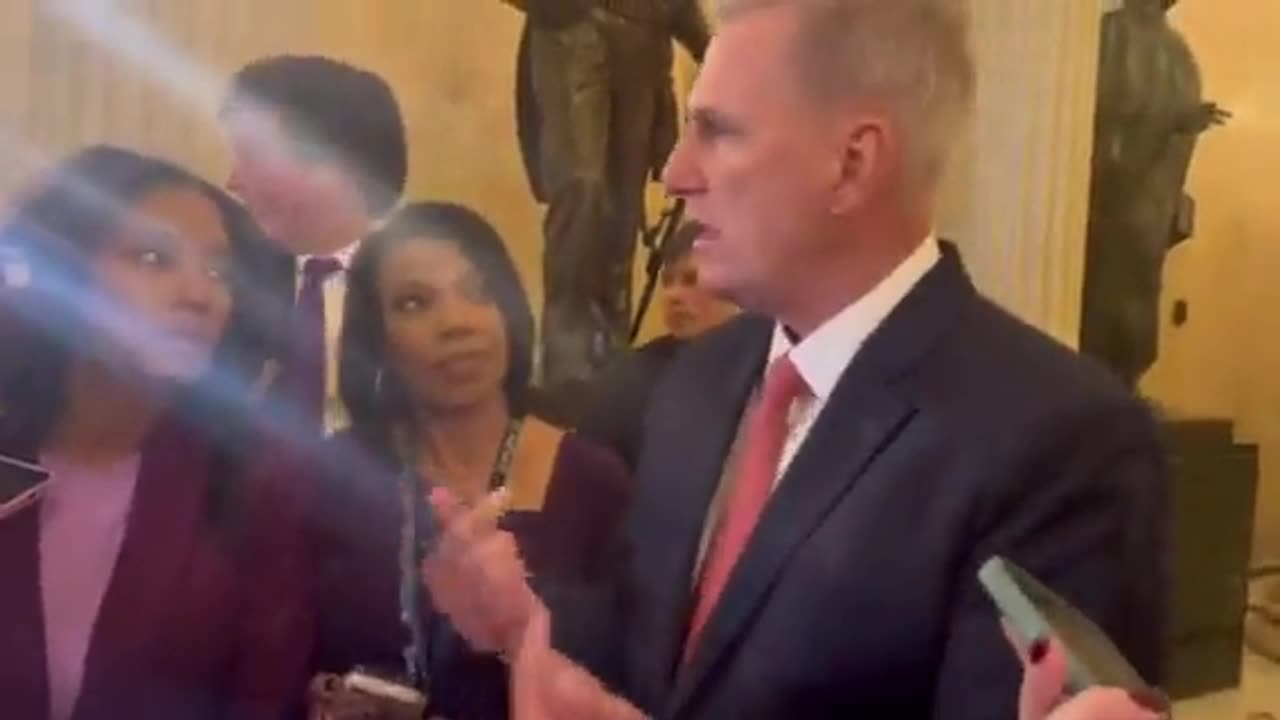 Kevin McCarthy denies delivering a "clean shot to the kidneys" on Rep. Tim Burchett