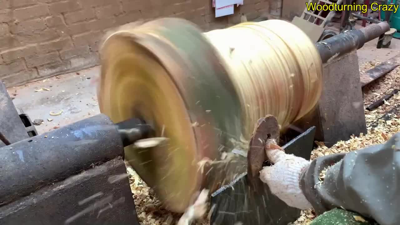 Amazing Woodturning Crazy - Great Hand Crafting Skills On Wood Lathe