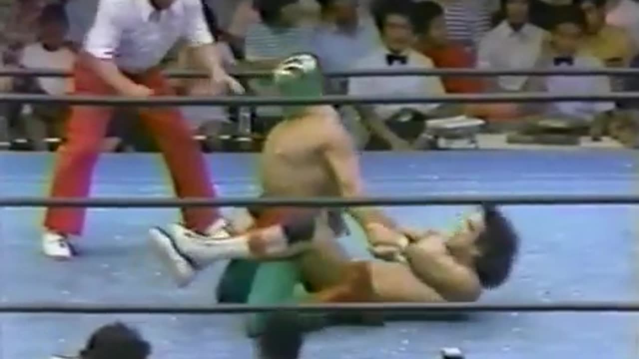 (1981.08.22) Ricky Steamboat vs Mil Mascaras - AJPW