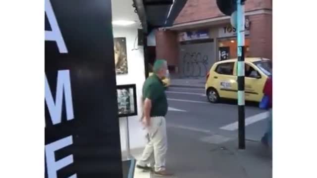 Invisible Prank - Store Owner is Legit Confused