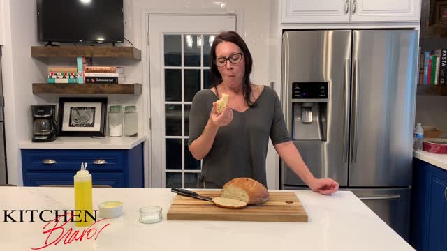 EASY "SOURDOUGH" BREAD WITHOUT STARTER by Kitchen Bravo