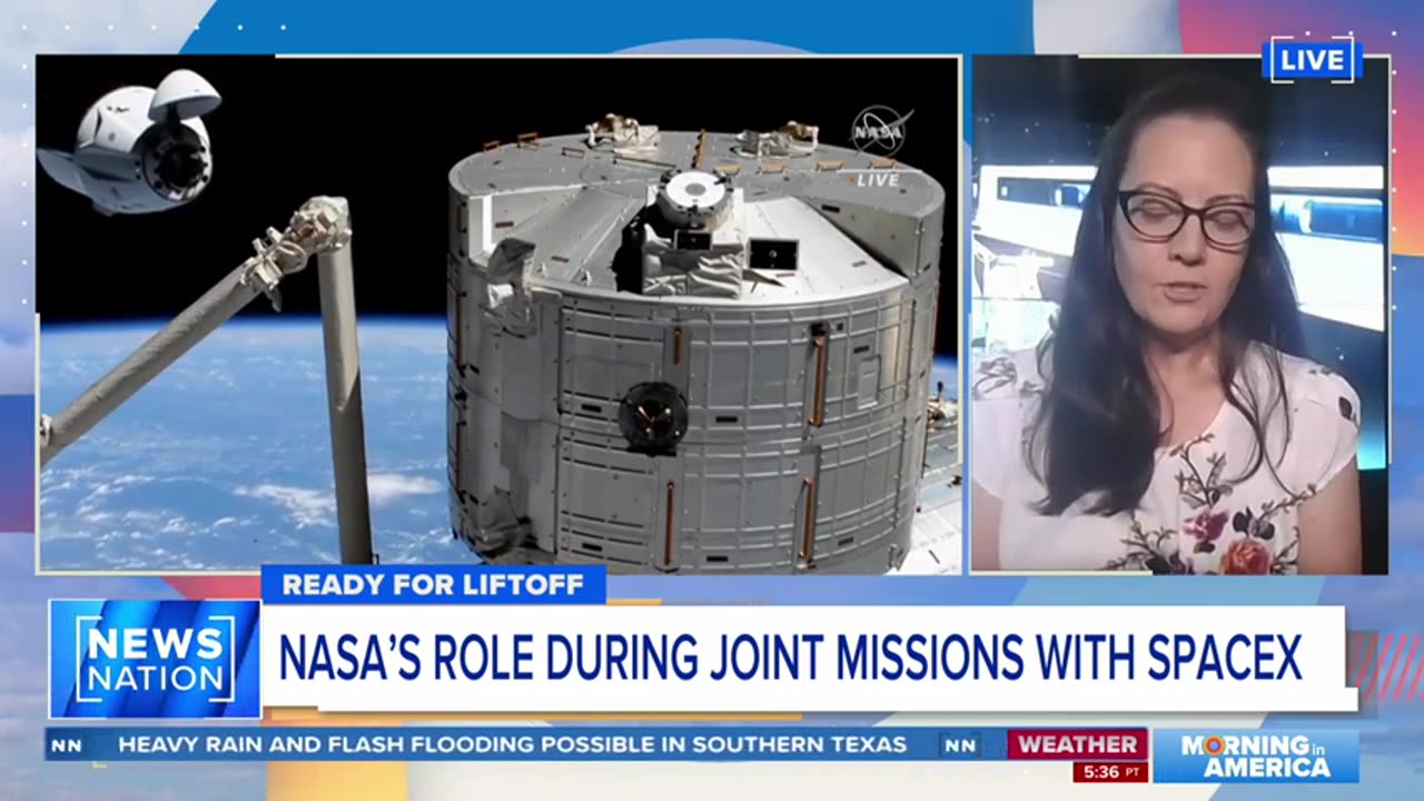 NASA launches_spacex_screw_7_to_ISS_for_6_months_mornig_in_America