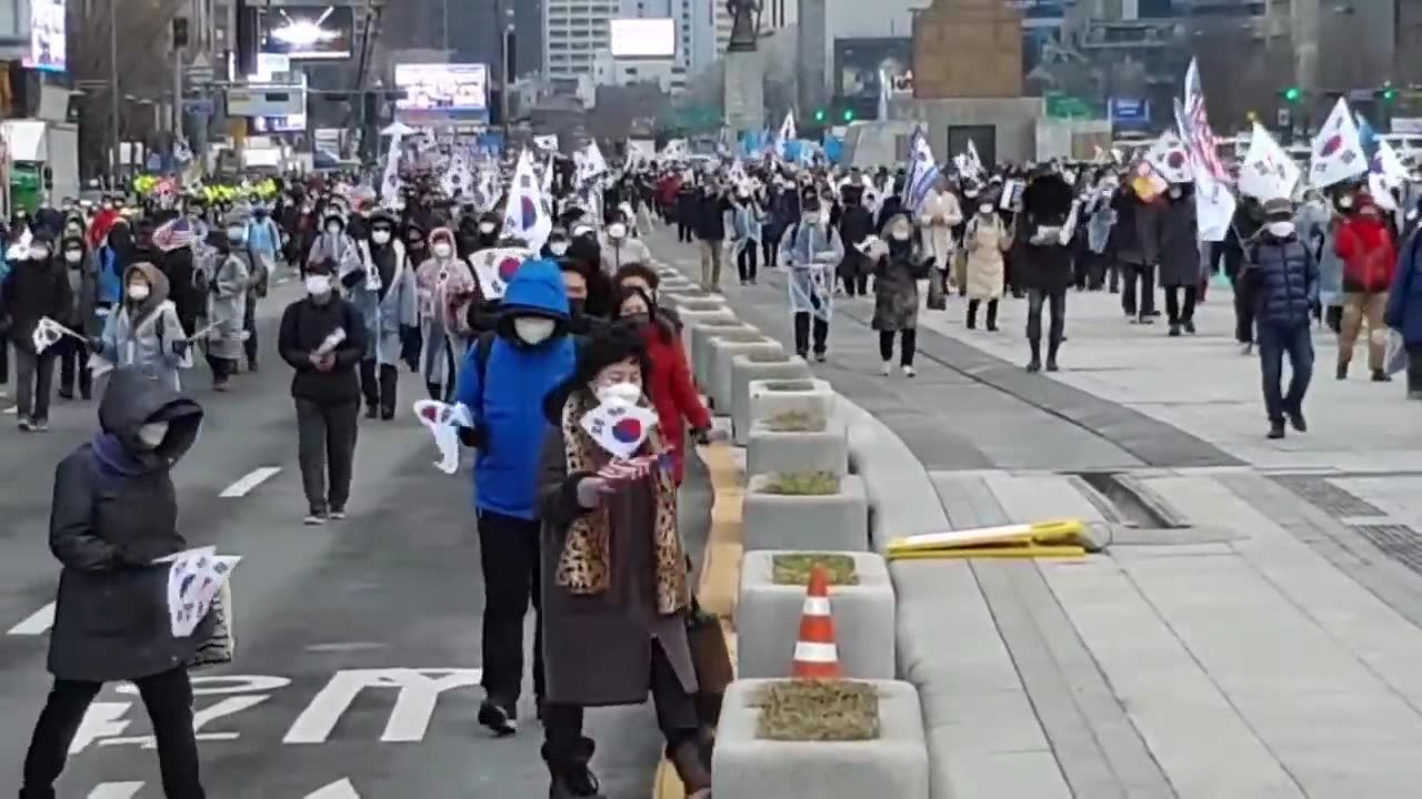 20200224_V3_S01(0BpGB5m9MO8)광주 아지매 이렇게 쎄게 분노하는것 처음 봤노라!