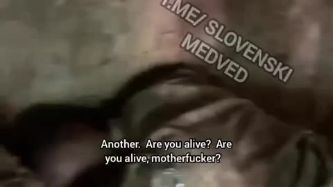 우크라이나 군은 자국의 병사들을 지하에 묶어 놓았었음.AVI