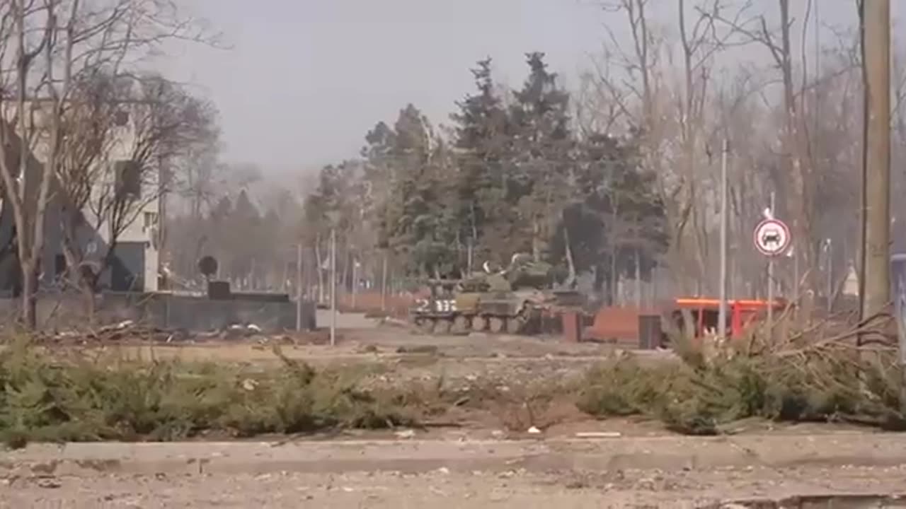 Mariupol Update: DNR Militia closing down the pockets of Azov UAF resistance - Ukraine War