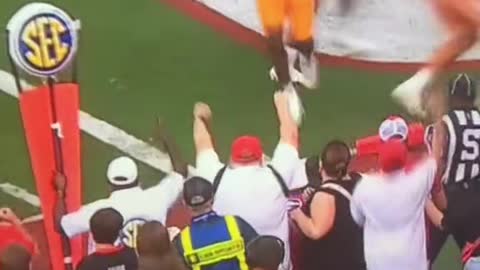 Georgia with a huge catch vs Tennessee