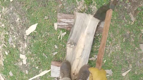 DUGOUT CANOE BUILD - TimeDUGOUT CANOE BUILD - Timelapse, by Outbackmikelapse, by Outbackmike