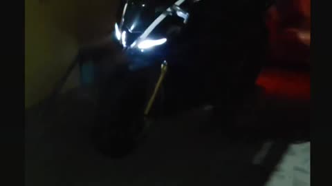 Yamaha r1