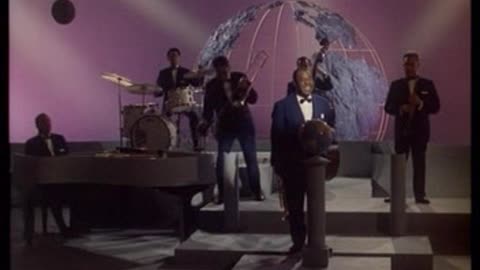 Louis Armstrong - When It's Sleepy Time Down South = 1962