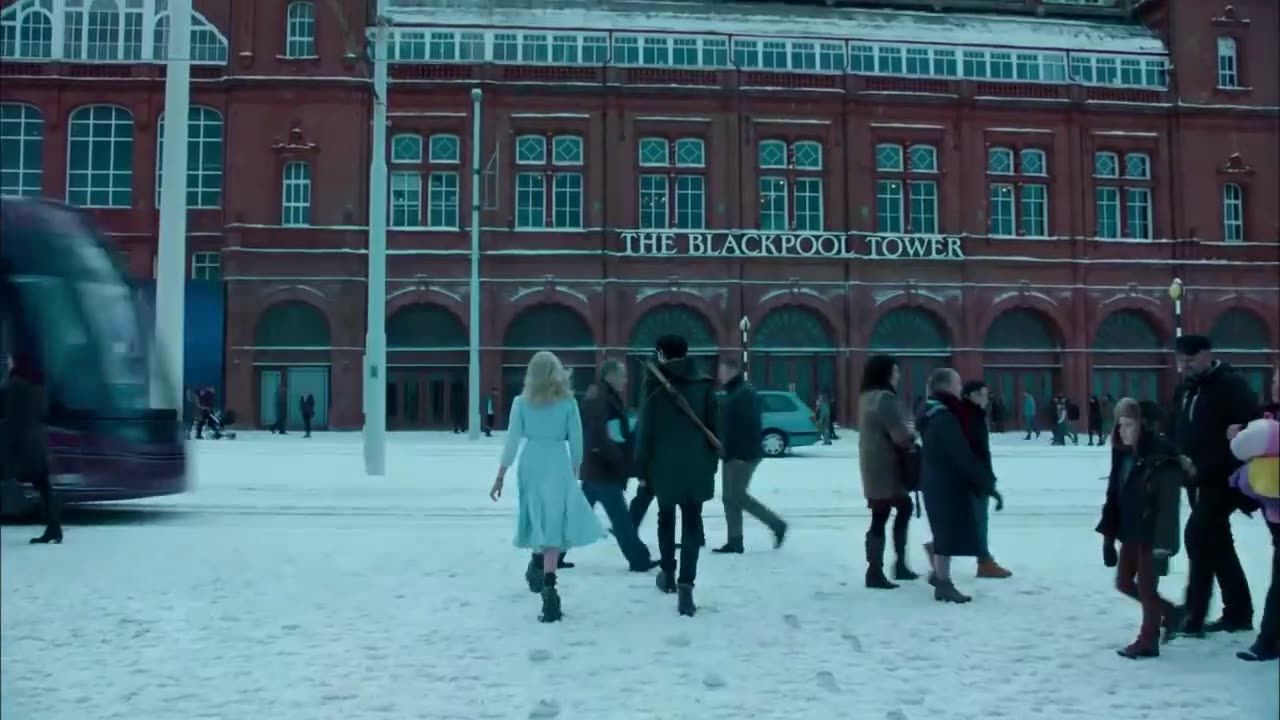 MISS PEREGRINE's Home For Peculiar Children Movie Clip