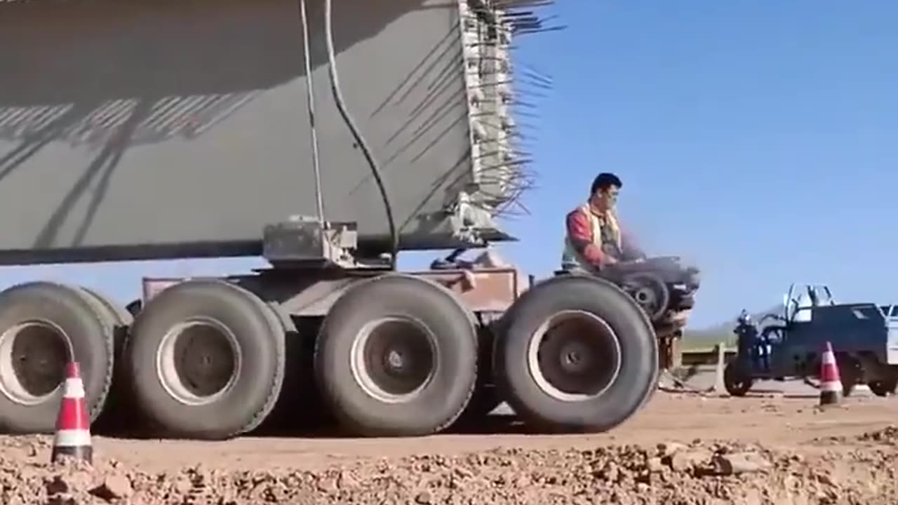 transport moving large bridge trusses - SATISFYING