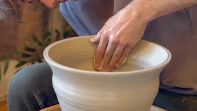 Maybe i shouldve kept this one #pottery #satisfying #asmr