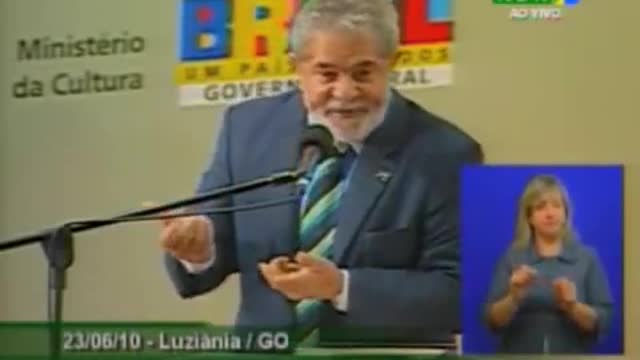 Lula - 'Melhor ter cinema que vender a sala para um Igreja qualquer'