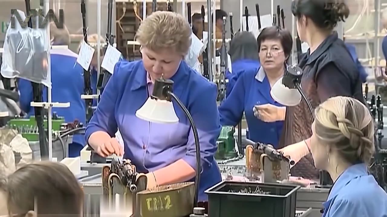 M4 Carbine VS Ak-12 (Which One Is Better) ⚔️ [Military Comparison]