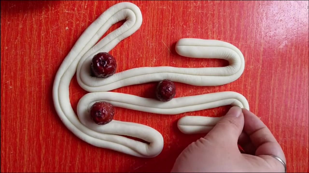 How to Make Colorful Steamed Buns in Simple Ways