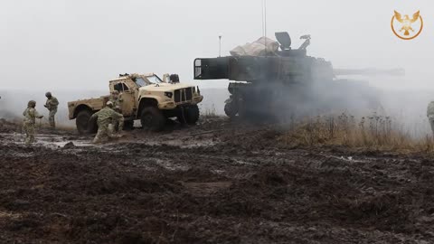 Entering Poland, US Original Footage trains Ukraine using Abrams, Bradley, and Paladin