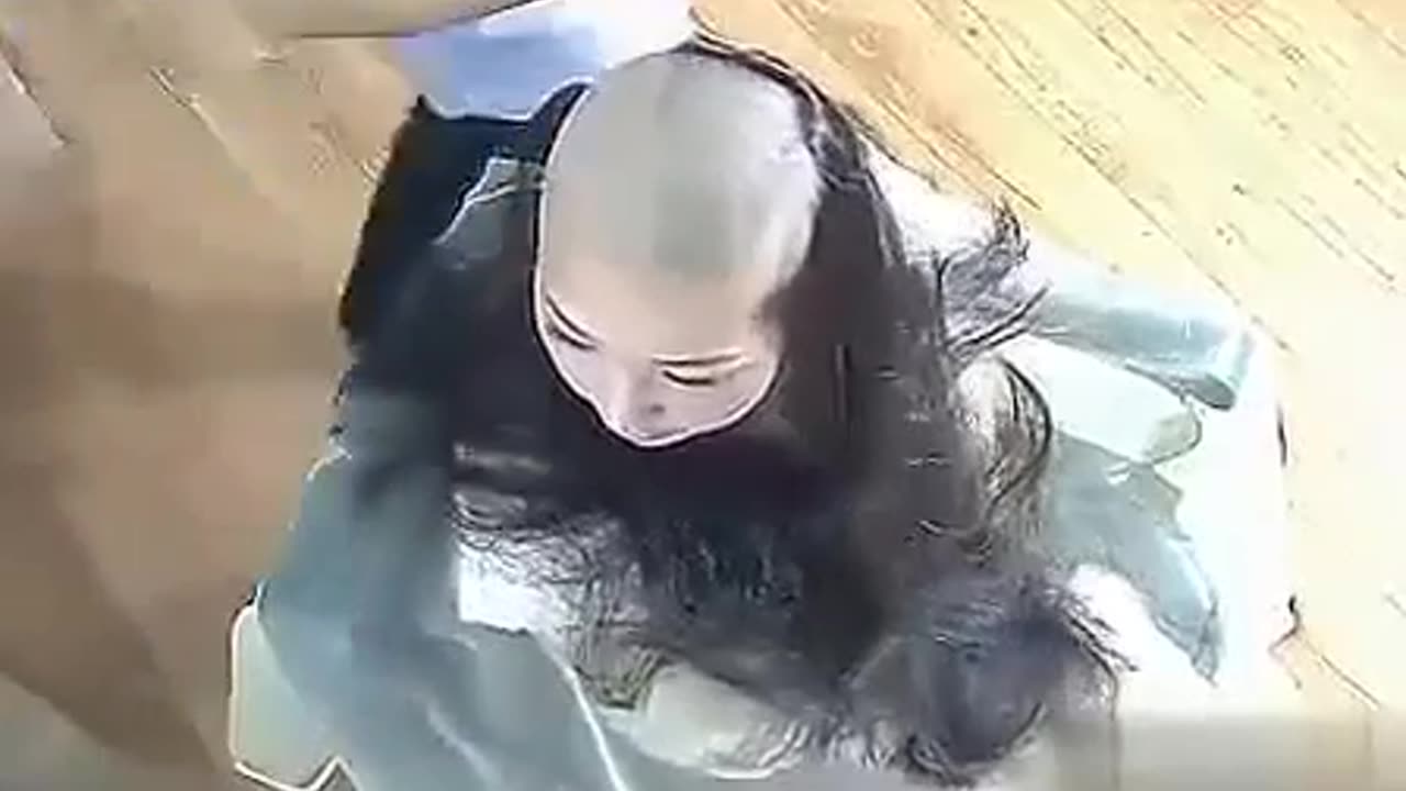 Chinese woman headshave