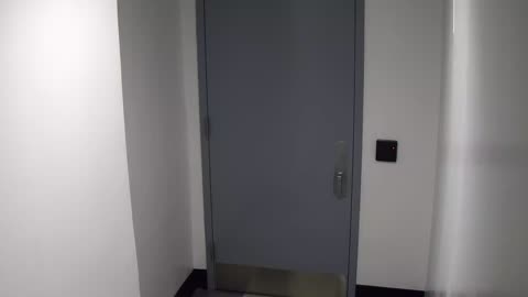 6171RHOBG2G202BStairwaySide_2021-01-06_11h20min01s623ms.mp4