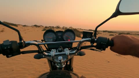 Riding Through the Desert: Two-Wheeled Adventures in the Sands