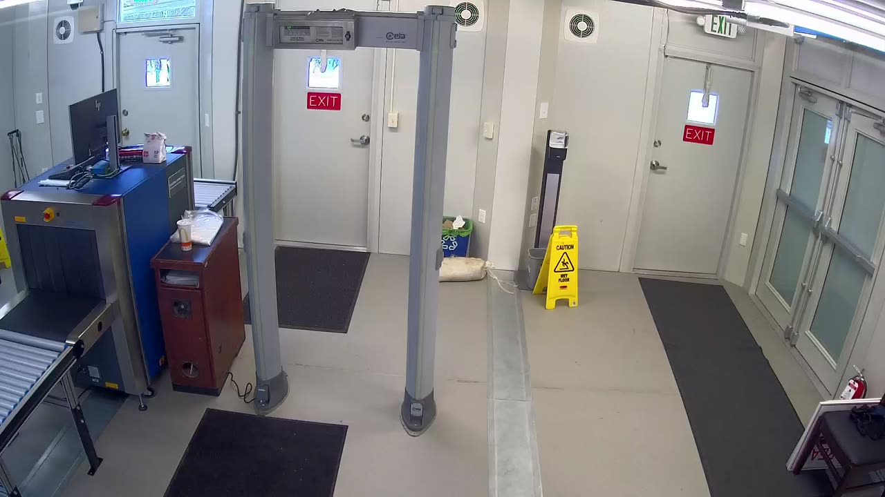 0972USCG00SouthTrailer_2021-01-06_14h20min02s093ms.mp4