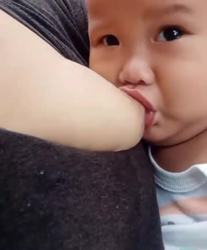 new breastfeeding vlog 2023 | beautiful mom breastfeeding | desi breastfeeding vlogs #viral