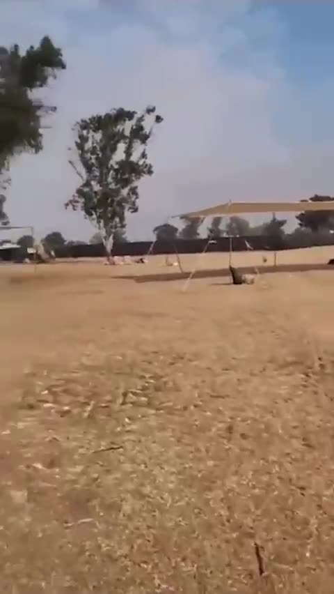 A reação do soldado que foi o primeiro a chegar ao festival após o massacre do Hamas!