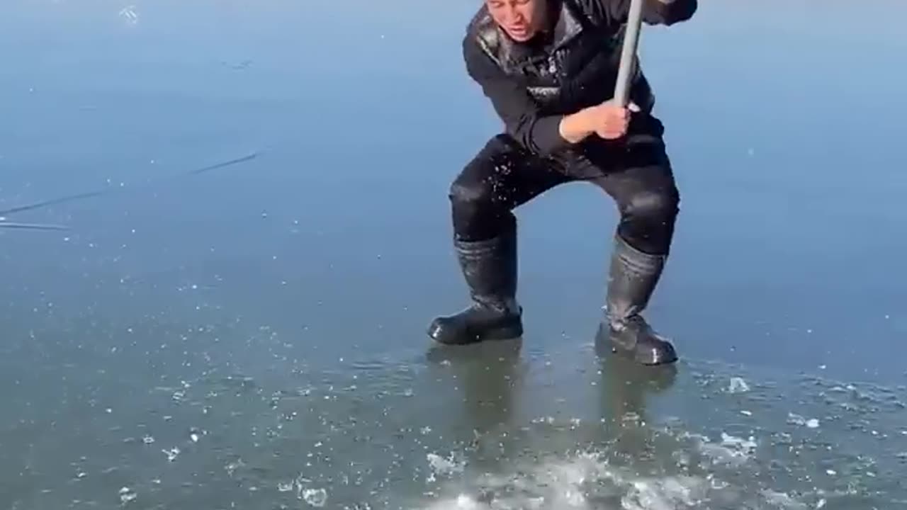 Amazing ice fishing🎣 vedio ||