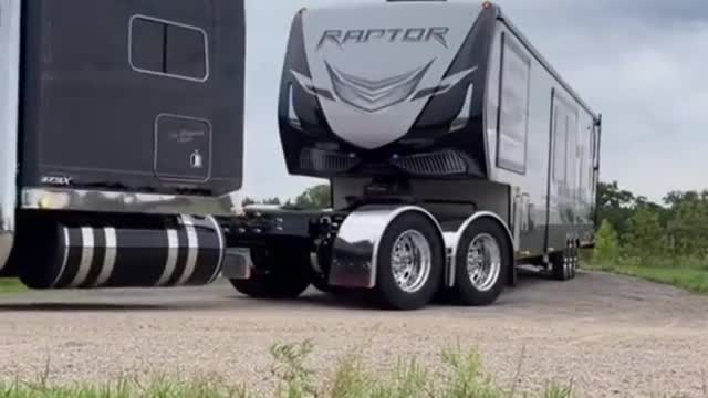 Now that's a top-of-the-line trailer tour