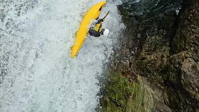 the fun of climbing on the sea waves