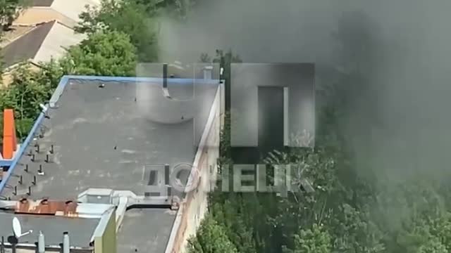 Explosion Rocks Donetsk