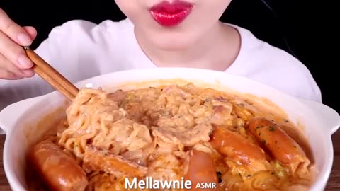 ASMR ROSE SHINRAMYUN NOODLES, SAUSAGES