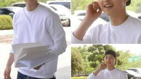 Song Joong Ki attends 1st script reading for 'Descendants of the Sun'