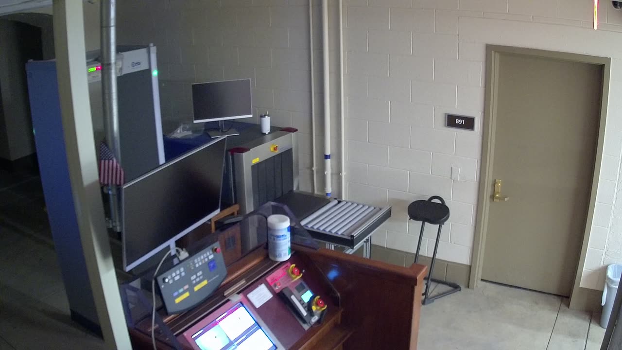 5132CHOBBAGarageScreening1_2021-01-06_04h19min29s137ms.mp4