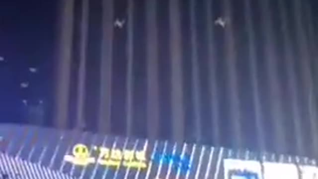 Zhengzouh, China: Drones fall to the ground during electric outage